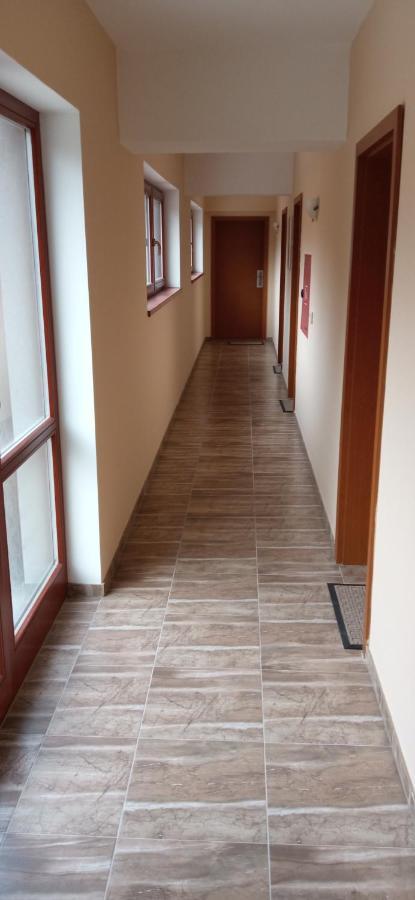 Penzion Ratmirak Maly Ratmirov Exterior foto